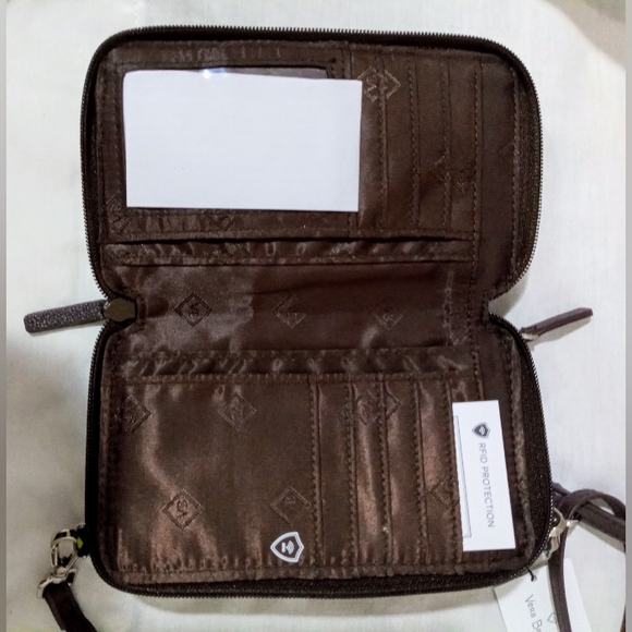 NWT Vera Bradley RFID All-In- One Crossbody in Rainforest - Picture 4 of 8
